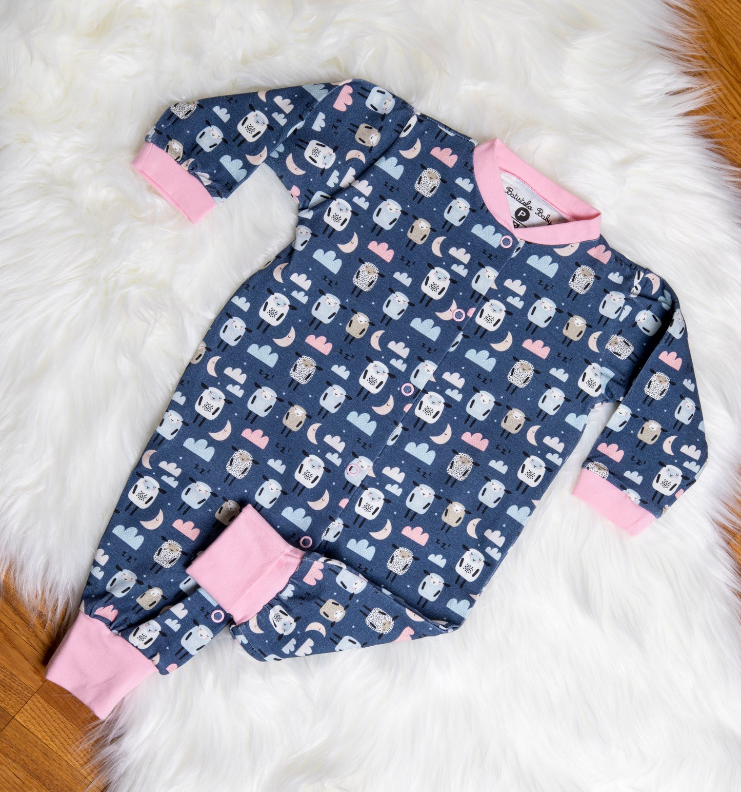 Baby Strampler «Schäfchen» Gr: 62,68,74